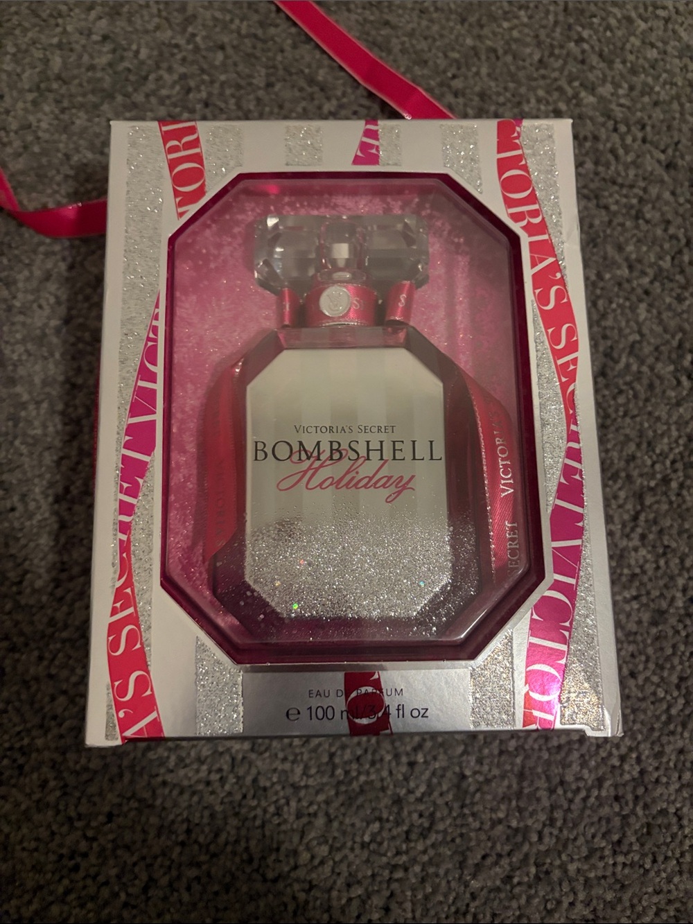 Victoria's Secret Bombshell Holiday Fragrance - 100 ml